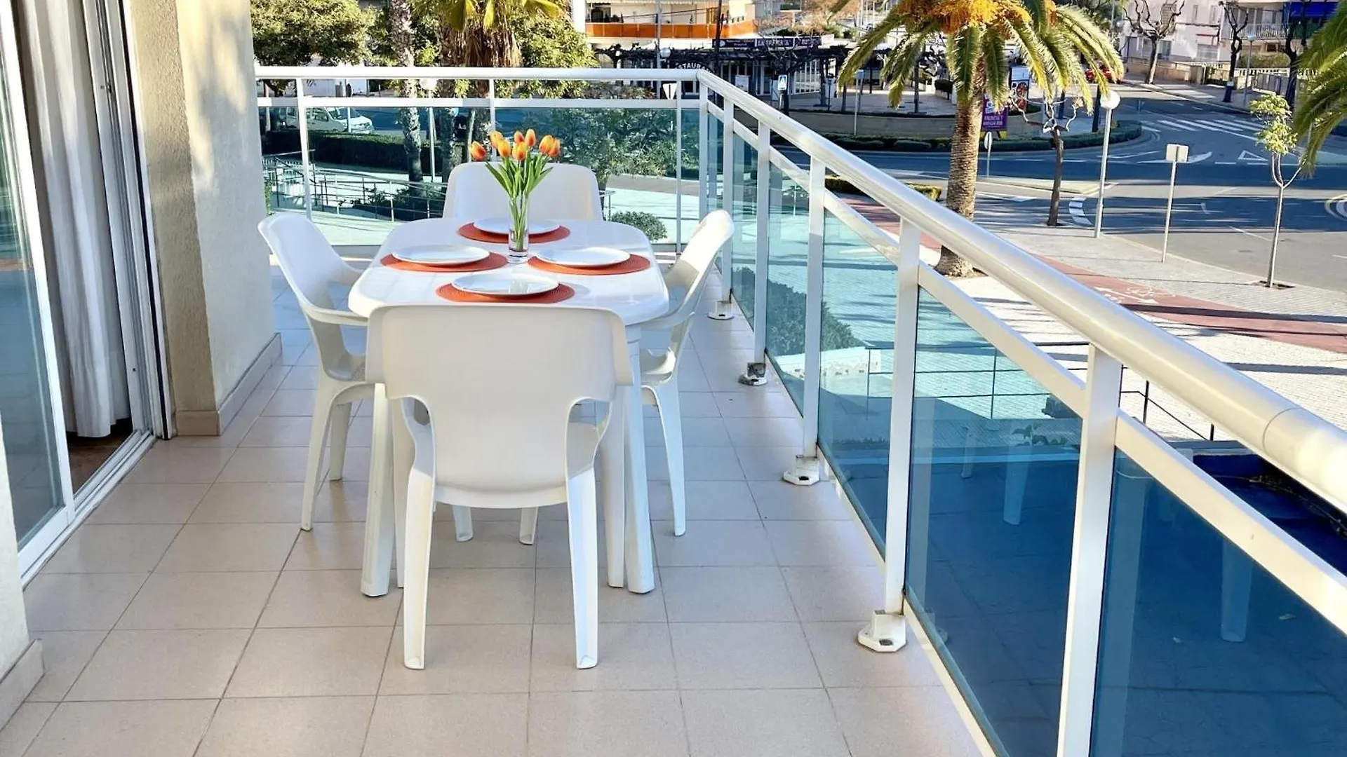 Apartbeach Los Juncos 3 Gran Terraza Y Soleado La Pineda Spain
