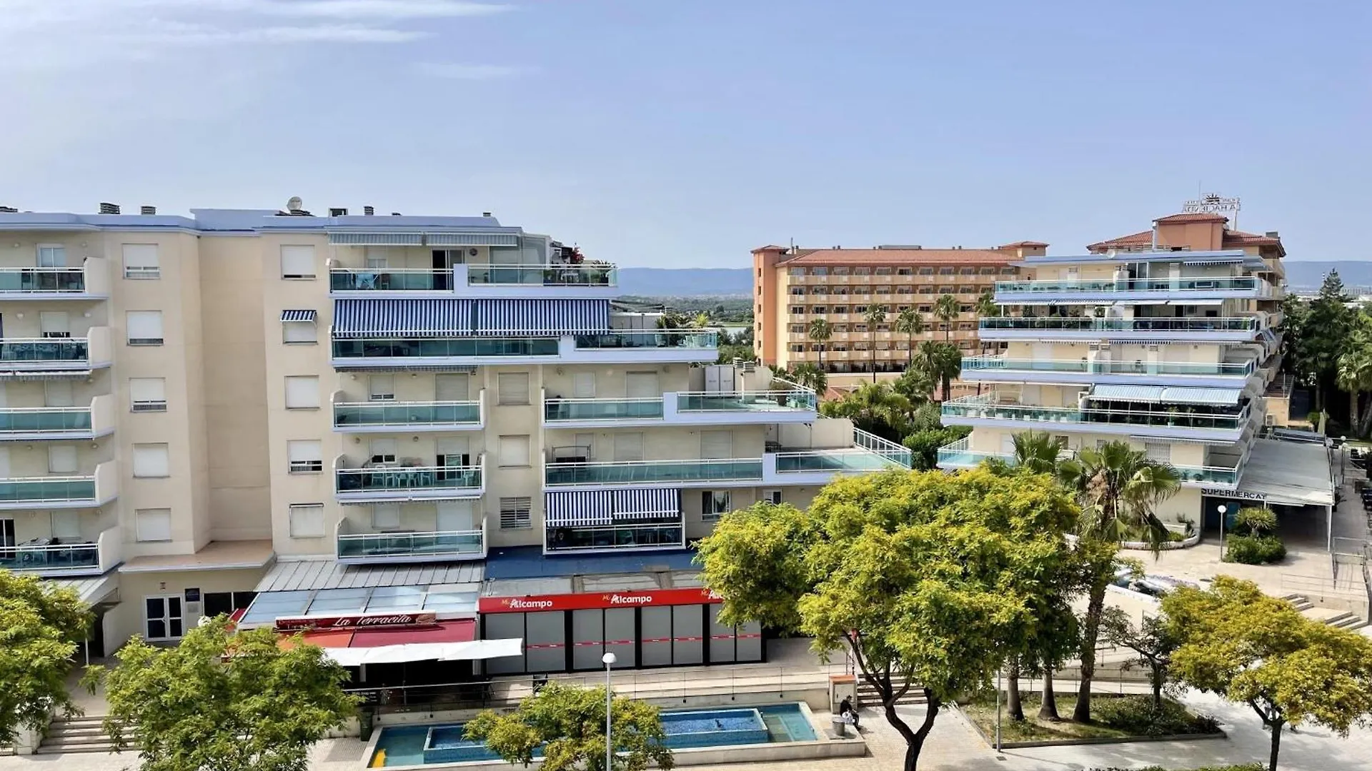 Apartbeach Los Juncos 3 Gran Terraza Y Soleado La Pineda 0*,