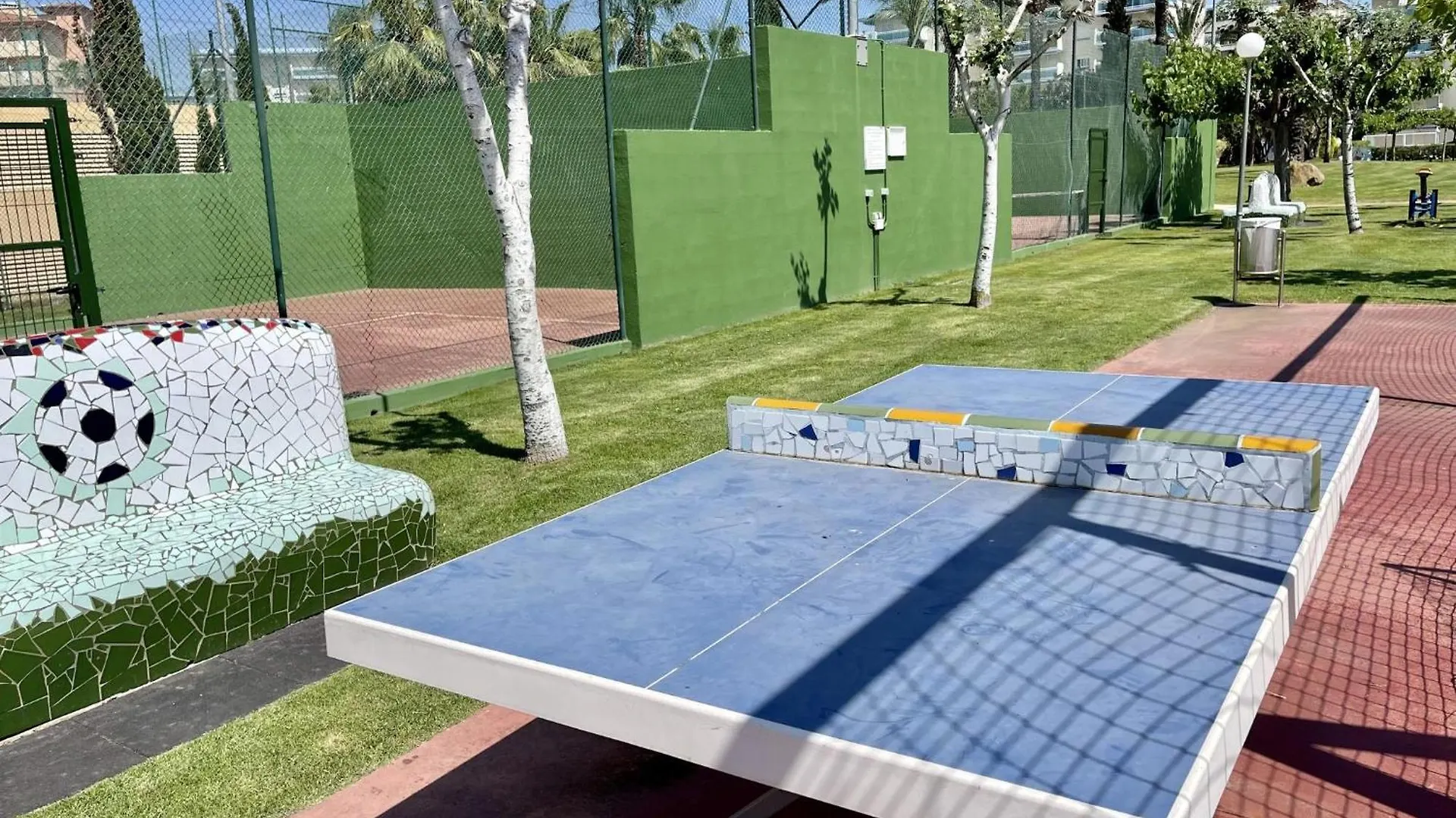 Apartbeach Los Juncos 3 Gran Terraza Y Soleado La Pineda 0*,  Spain