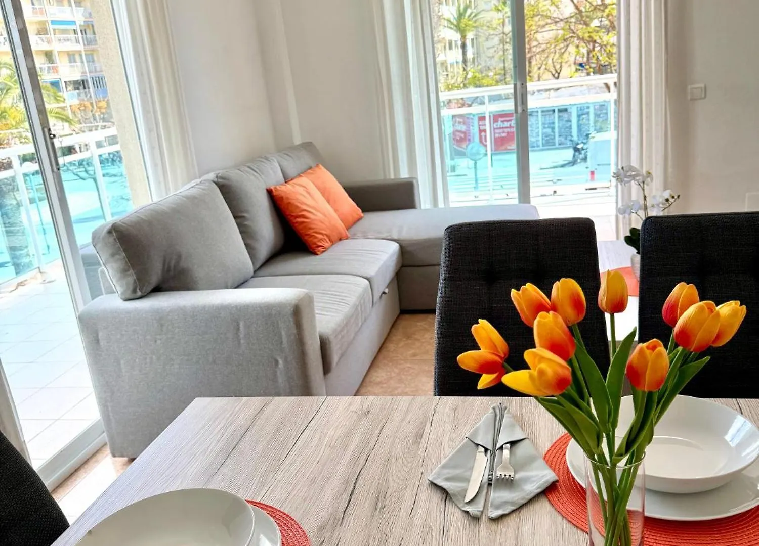 Apartbeach Los Juncos 3 Gran Terraza Y Soleado La Pineda 0*,  Spain